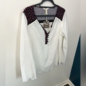 NWT Matilda Jane White and Black Women's Top